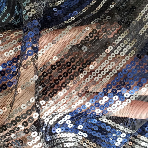 Sequined tank top - Picture 3 of 6